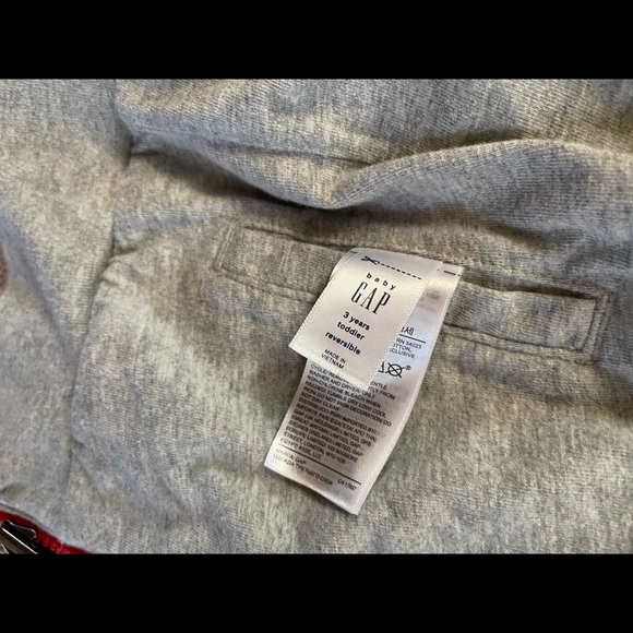 Gap reversible 3T jacket. Unisex. Bundle for deals - Picture 4 of 4